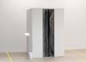 Andrea Sadjak,  Being Separated Partizipative Installation, Holz, Dispersion, Ton 130x140x200 cm, 2020; Foto: Alexandra Gschiel